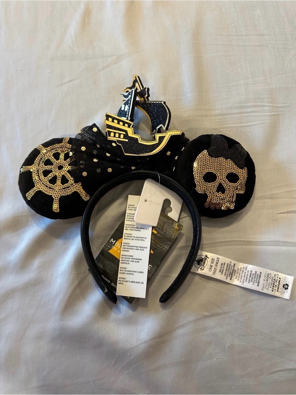 Disney Minnie Mouse Pirate Sequin Ear Headband **The Main Attraction Series